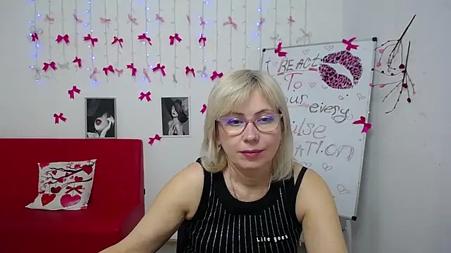 LaurenWishy online show from 03.08.26