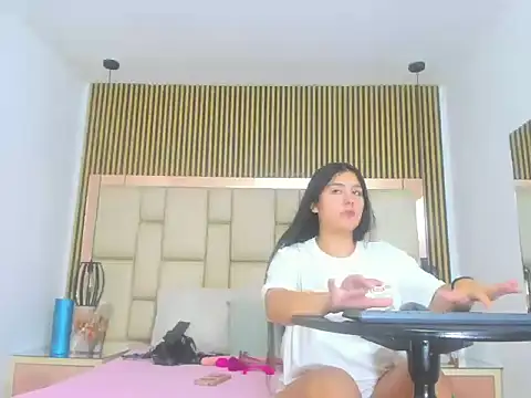 HannaANDcherri online show from 11.25.25