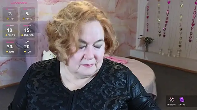 Nola Nektar online show from 12.01.25