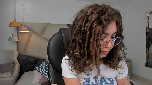 MarieTaylor  online show from 02.06.26