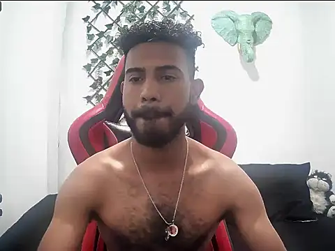 Snapshot of alberthot11 chatting on 11.24.25 alberthot11 online show from 11.24.25