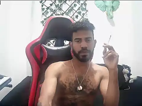 Snapshot of alberthot11 chatting on 11.29.25 alberthot11 online show from 11.29.25