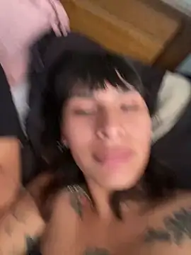 loveyoukats25 online show from 11.26.25