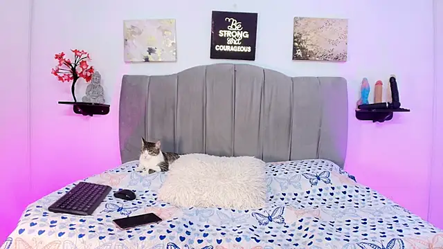 Maddy  Jones online show from 02.20.26