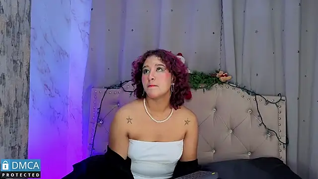 Snapshot of ahsly_Zam chatting on 11.21.25 ahsly Zam online show from 11.21.25