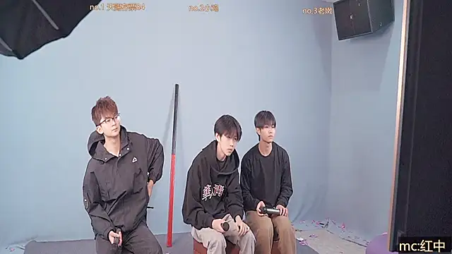 Cosplay   online show from 11.23.25