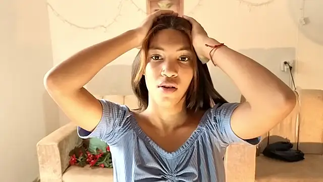 Snapshot of ginebra-n18 chatting on 12.17.25 ginebra-n18 online show from 12.17.25