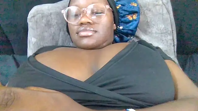 Snapshot of Barbiebunky chatting on 11.30.25 Barbiebunky online show from 11.30.25