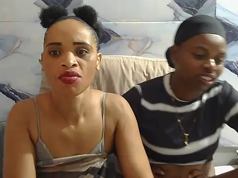 sexy bone213 online show from 11.24.25