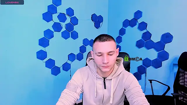 fred strong online show from 12.05.25