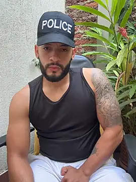 Snapshot of Mike_savage3 chatting on 11.22.25 Mike savage3 online show from 11.22.25