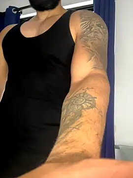 Snapshot of Mike_savage3 chatting on 11.30.25 Mike savage3 online show from 11.30.25