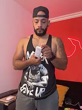 Snapshot of Mike_savage3 chatting on 02.12.26 Mike savage3 online show from 02.12.26