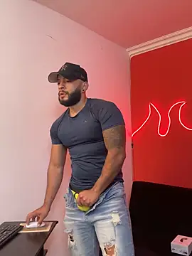 Snapshot of Mike_savage3 chatting on 03.01.26 Mike savage3 online show from 03.01.26