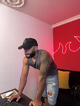 Snapshot of Mike_savage3 chatting on 03.03.26 Mike savage3 online show from 03.03.26