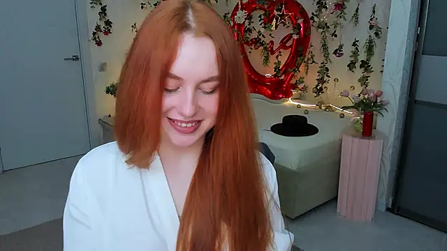 AirySilhouette online show from 02.18.26