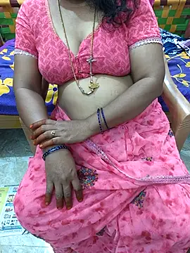 Snapshot of Gajalakshmi chatting on 11.24.25 Gajalakshmi online show from 11.24.25