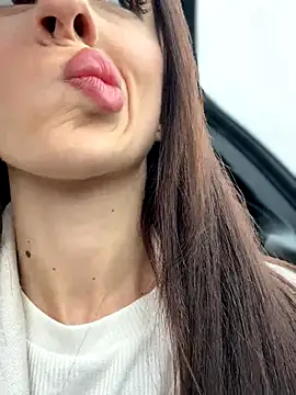 Lilitoppp online show from 12.02.25