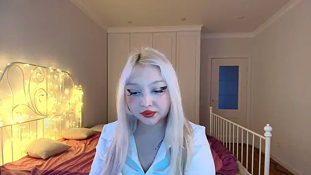 angelicaya online show from 11.28.25