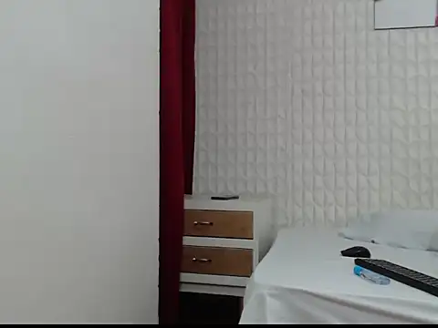 Violeta DAmore online show from 11.26.25