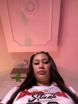 kylie pregnat online show from 11.26.25