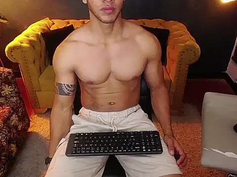 tayler luke online show from 12.04.25