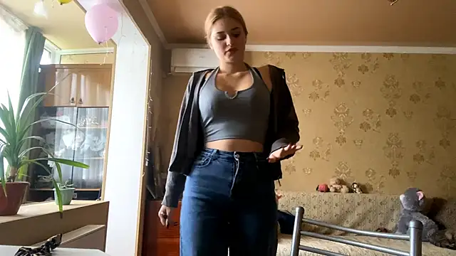 Malley Saunds online show from 11.26.25