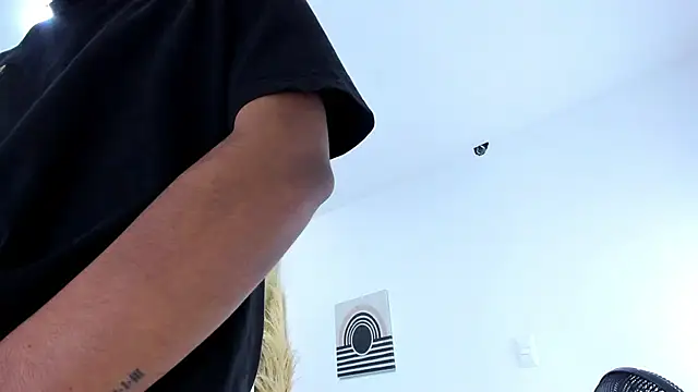 DamianAndMAximoo online show from 11.25.25