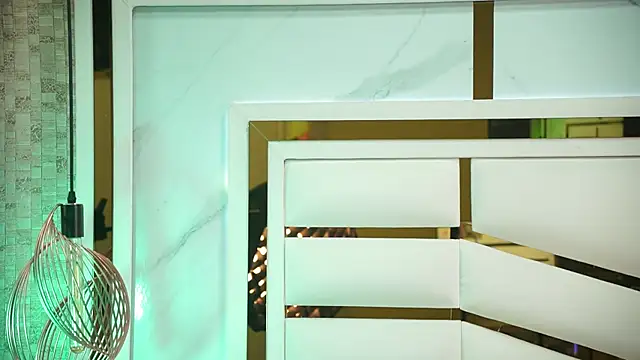 Snapshot of luciana_agudelo chatting on 12.14.25 luciana agudelo online show from 12.14.25