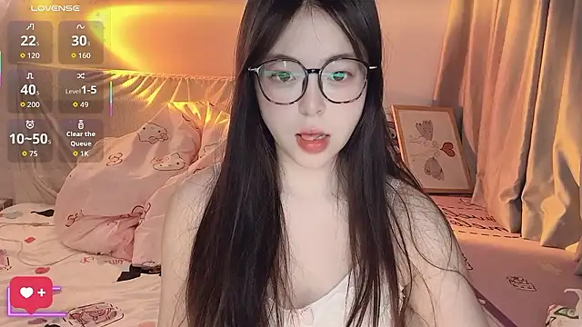 Snapshot of -Angela chatting on 01.06.26 -Angela online show from 01.06.26