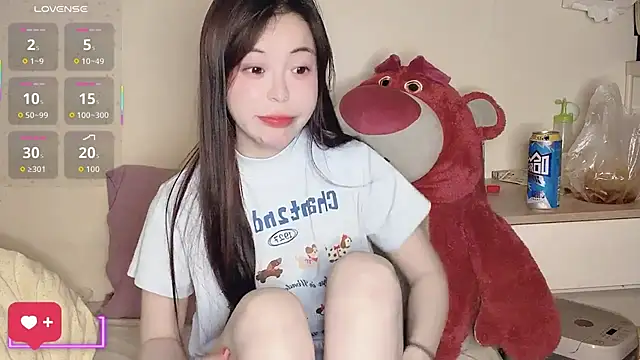 Snapshot of -Angela chatting on 01.15.26 -Angela online show from 01.15.26