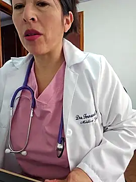 JustSamantha  online show from 12.22.25