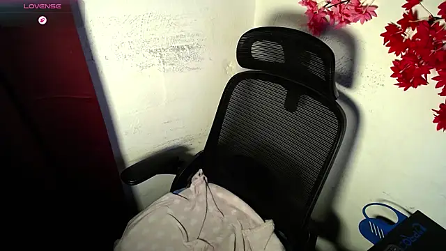 Snapshot of chleo_rosse chatting on 06.12.26 chleo rosse online show from 06.12.26