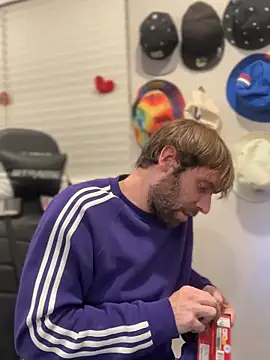 strippingmale1 online show from 11.26.25