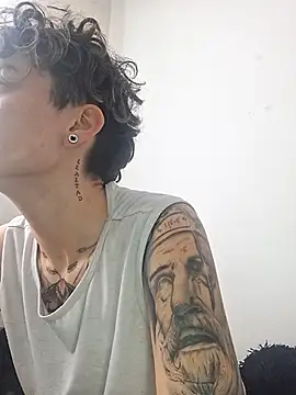 megan NL online show from 12.04.25