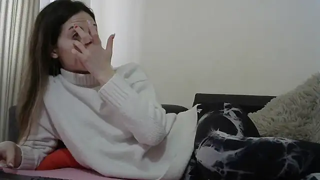 Snapshot of Erii18 chatting on 02.02.26 Erii18 online show from 02.02.26