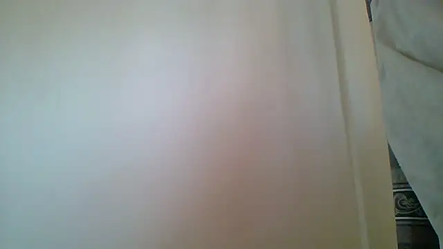 BellaStormi online show from 11.28.25