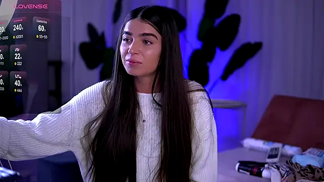 PureEllieX online show from 12.05.25