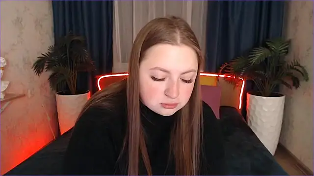 Snapshot of GirlPlayer chatting on 11.29.25 GirlPlayer online show from 11.29.25