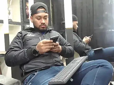 Liam hairy online show from 12.04.25