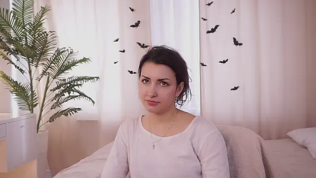 DovieMascall online show from 11.21.25