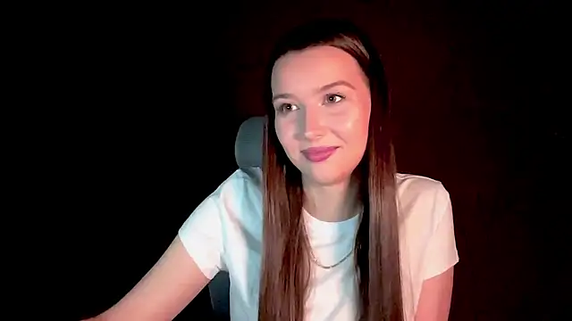 Annie SmiIe online show from 11.25.25