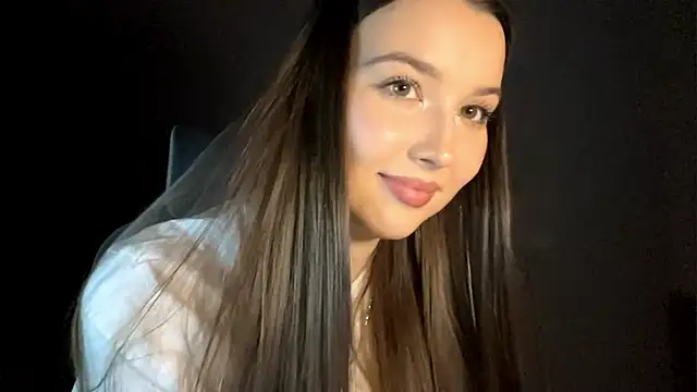 Annie SmiIe online show from 11.28.25