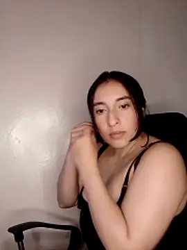 kira-stormm online show from 05.19.26