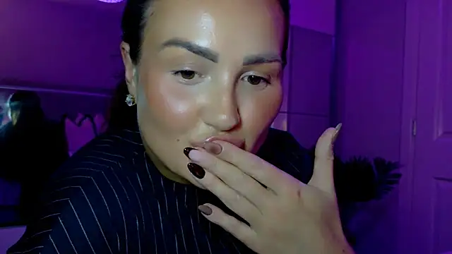 Ruby brooksxo online show from 12.18.25