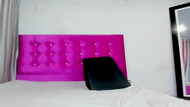 veronicaa squirt online show from 01.08.26