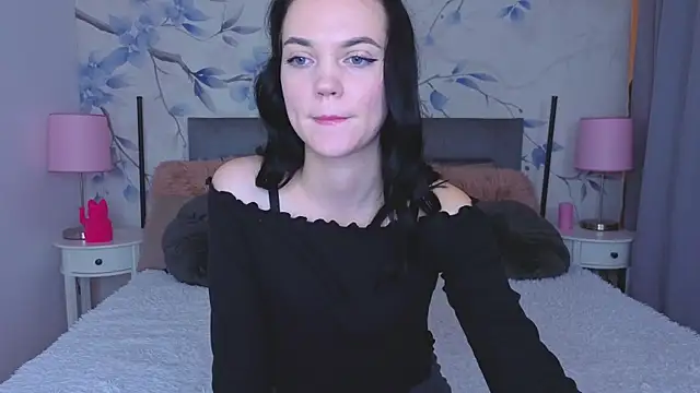 Camila 777  online show from 11.22.25