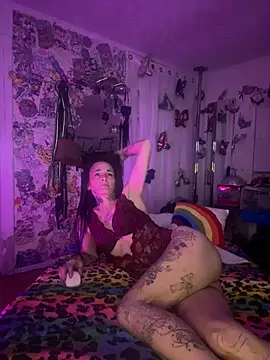 chaoticluvbug online show from 04.15.26