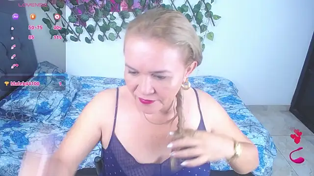 Sara star1 online show from 11.24.25