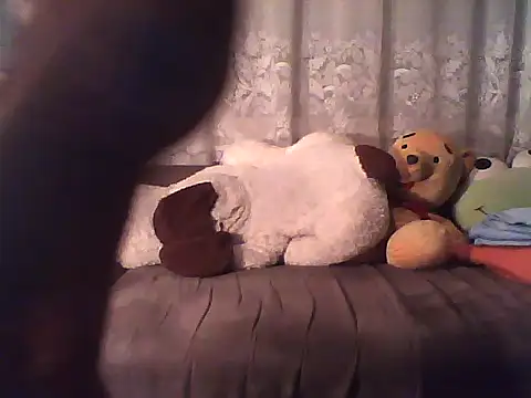 Snapshot of Pneuhammer chatting on 11.23.25 Pneuhammer online show from 11.23.25